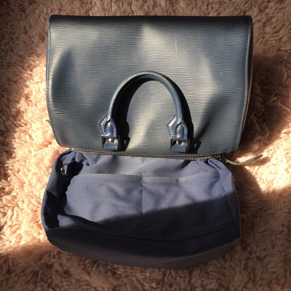 Louis Vuitton Blue epi speedy 30 Silver Hardware - Picture 7 of 8